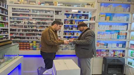  پلمپ واحد عرضه فرآورده های آرایشی و بهداشتی در سمنان